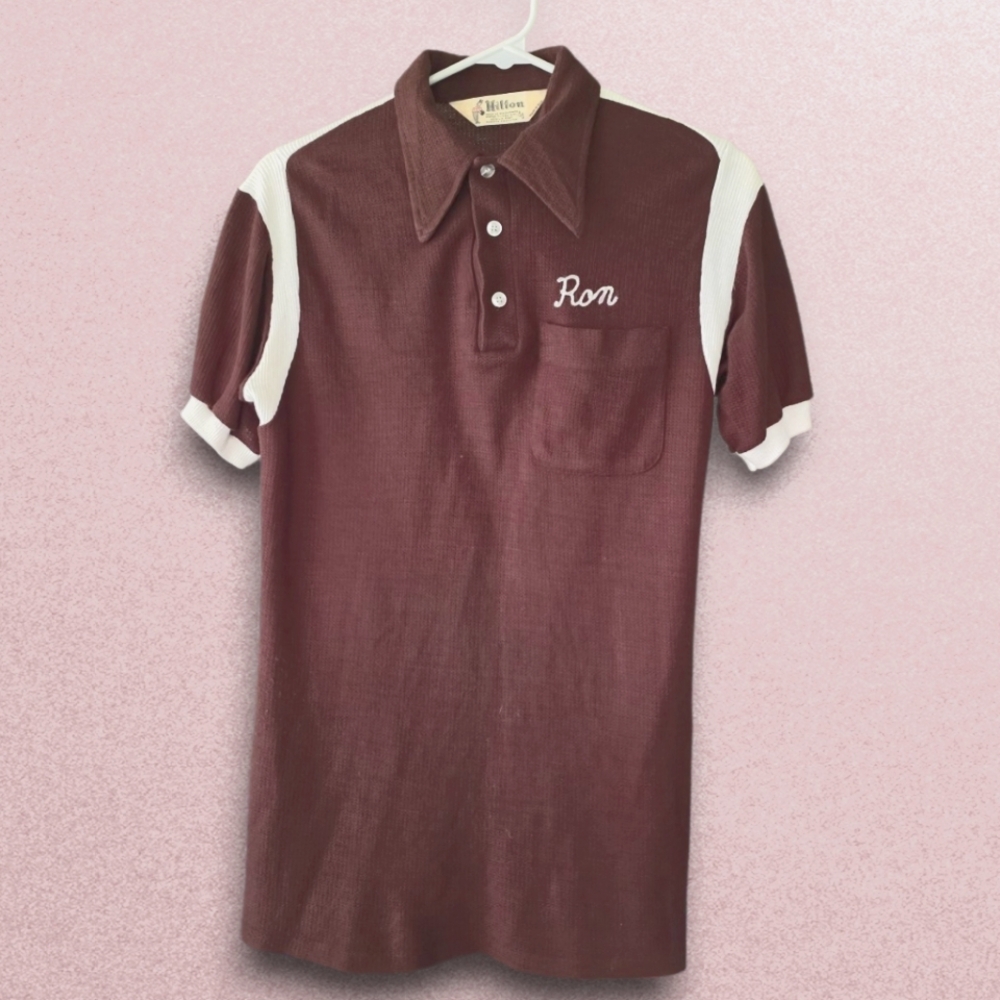 HILTON Bowling Shirt Chain Stitched. Personalized Polo. Vintage Mens Large.